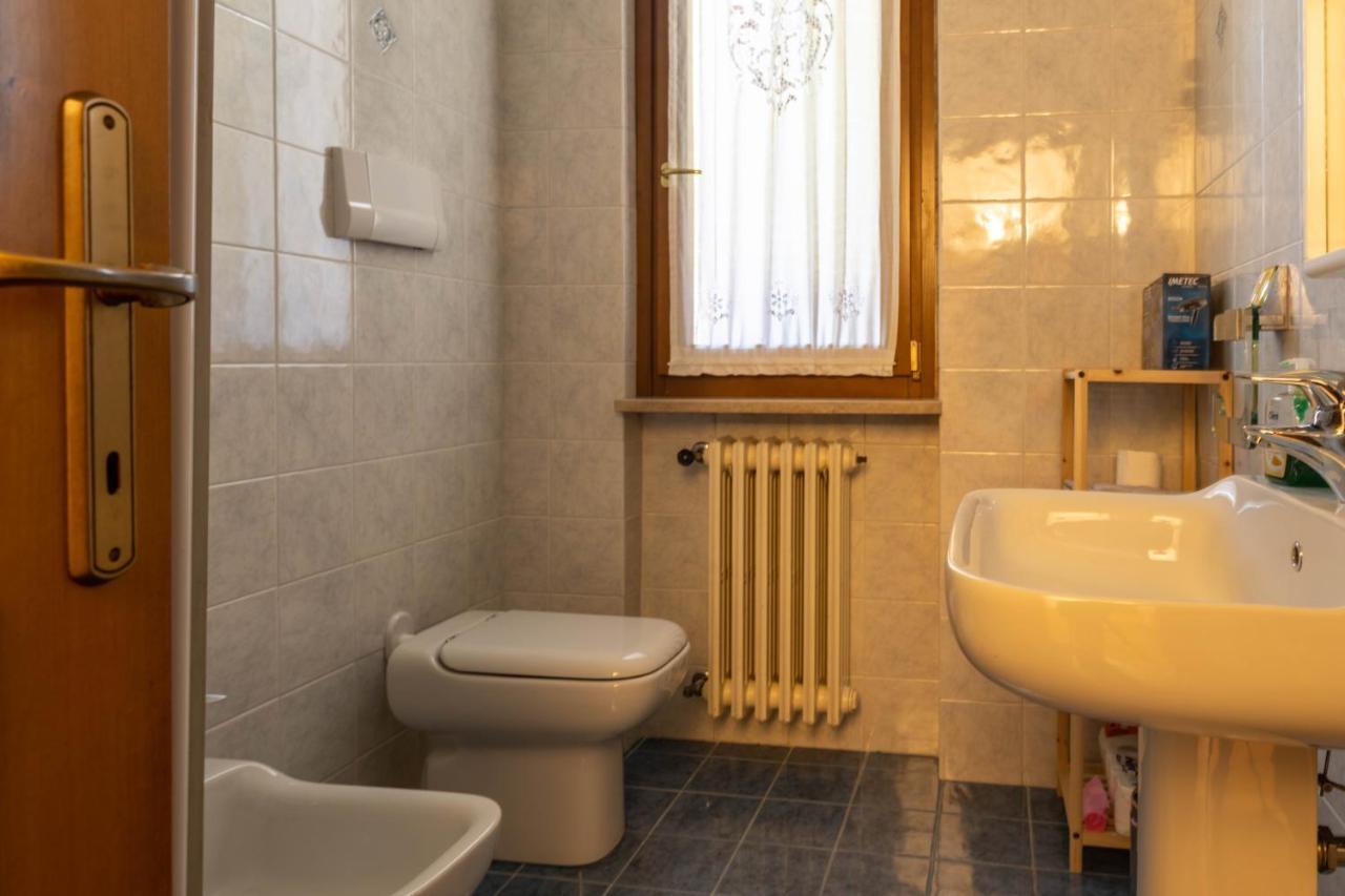 Casa Mercedes Βίλα Ντεζεντσάνο ντελ Γκάρντα Εξωτερικό φωτογραφία